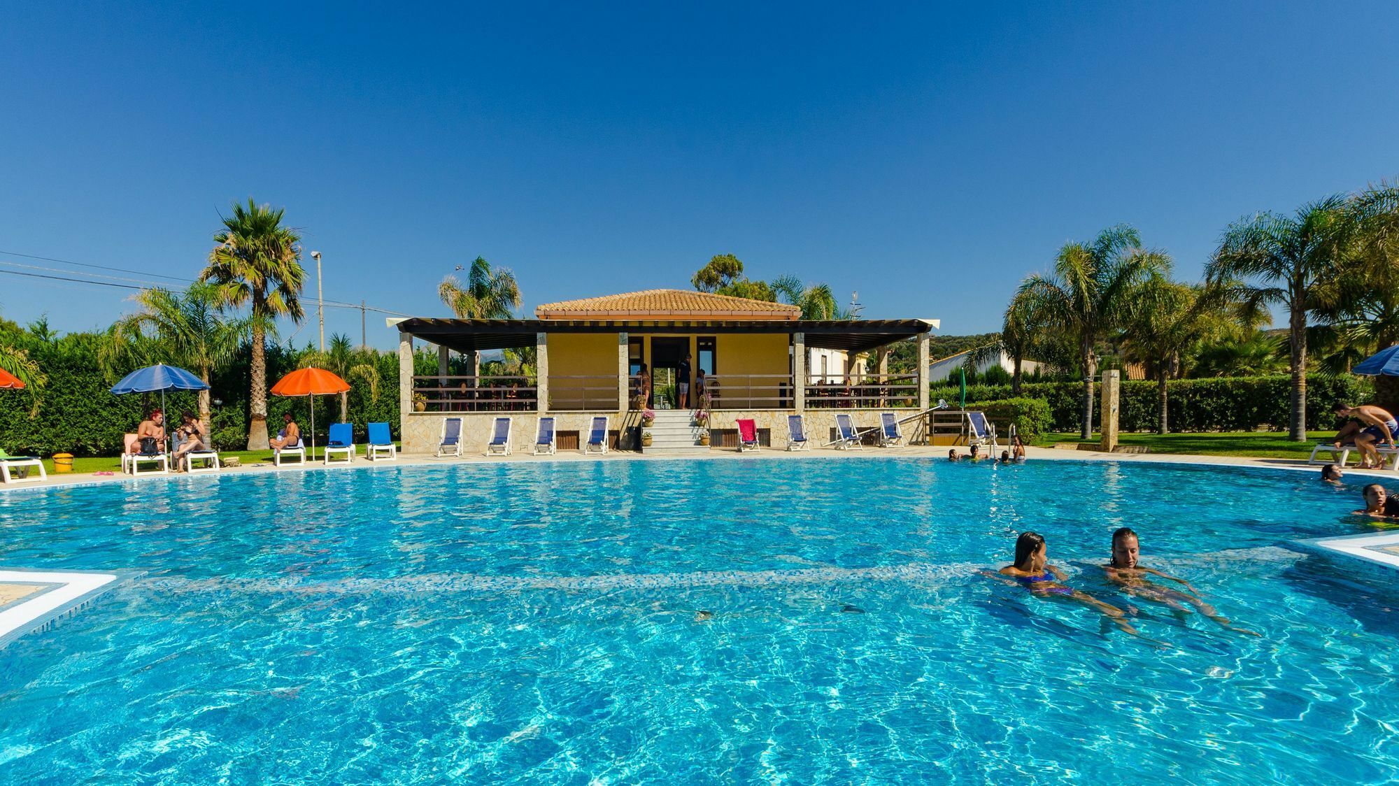 Hydria Apart-hotel 3*